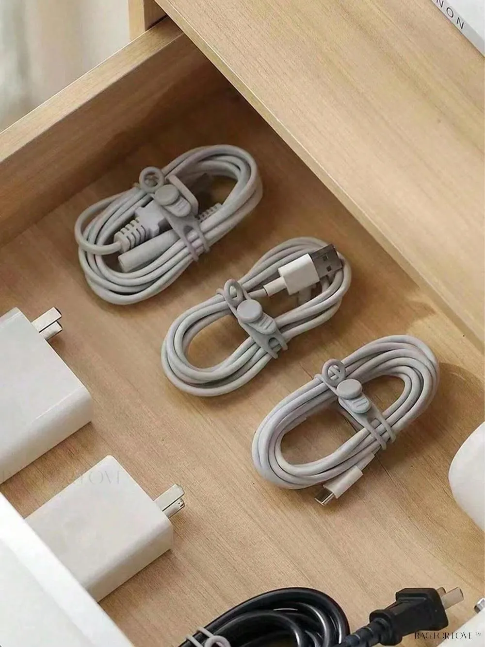 BagForLove - College Essentials Adaptable Cable Ties for Desk Organization
