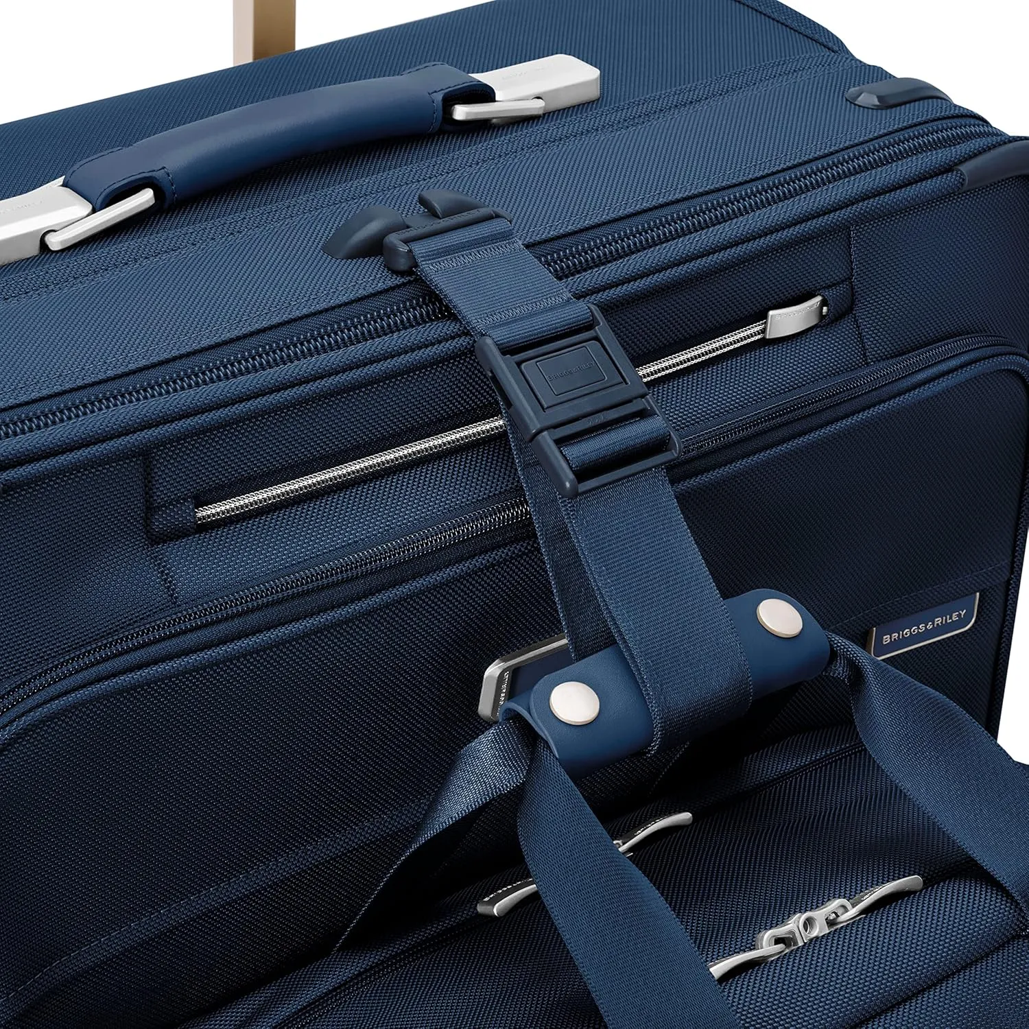 Briggs & Riley Global 21" Carry On Expandable Spinner - Luggage for International Travel, Suitcases with Wheels, Softside Rolling Bag for Men & Women, Self-Repairing Zipper - Baseline Collection, Navy