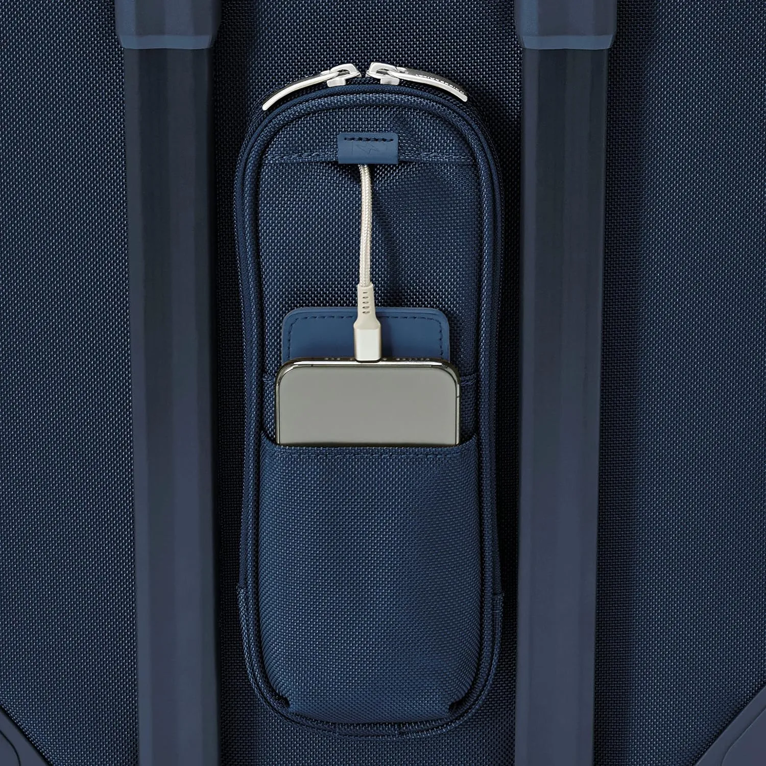 Briggs & Riley Global 21" Carry On Expandable Spinner - Luggage for International Travel, Suitcases with Wheels, Softside Rolling Bag for Men & Women, Self-Repairing Zipper - Baseline Collection, Navy