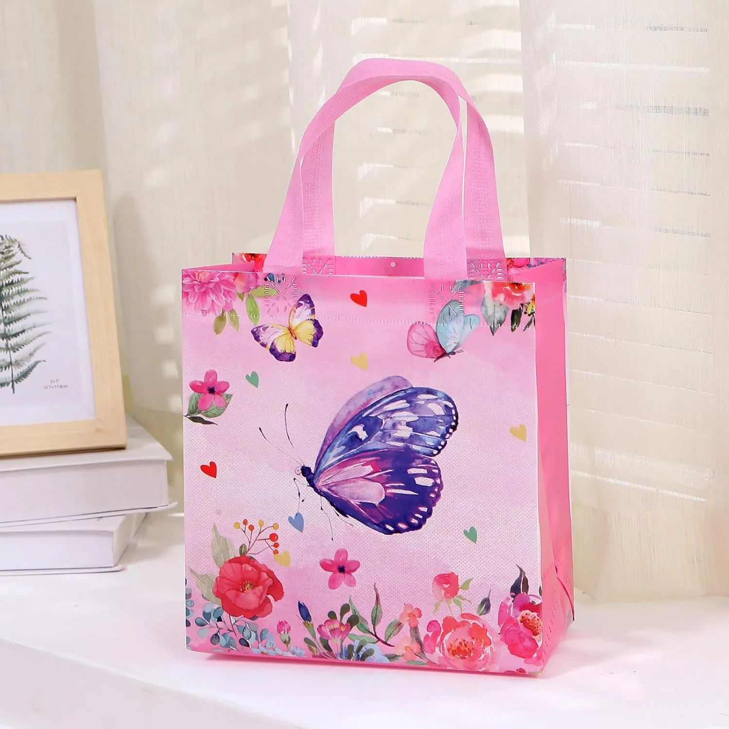 Butterfly Non-woven Gift Bags with Handle，Medium Gift Bag Reusable Shopping Tote Gift Bag 12pcs，Dragonflies Pattern Bag Suitable for Kids Birthday，Mothers Day，Baby Showers and All Multiple Uses