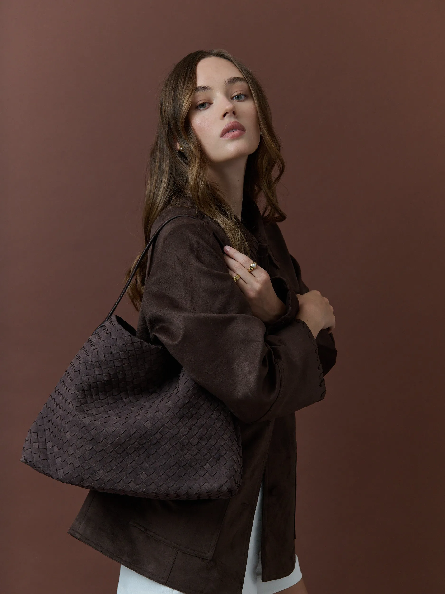 Calla Woven Handbag in Brown