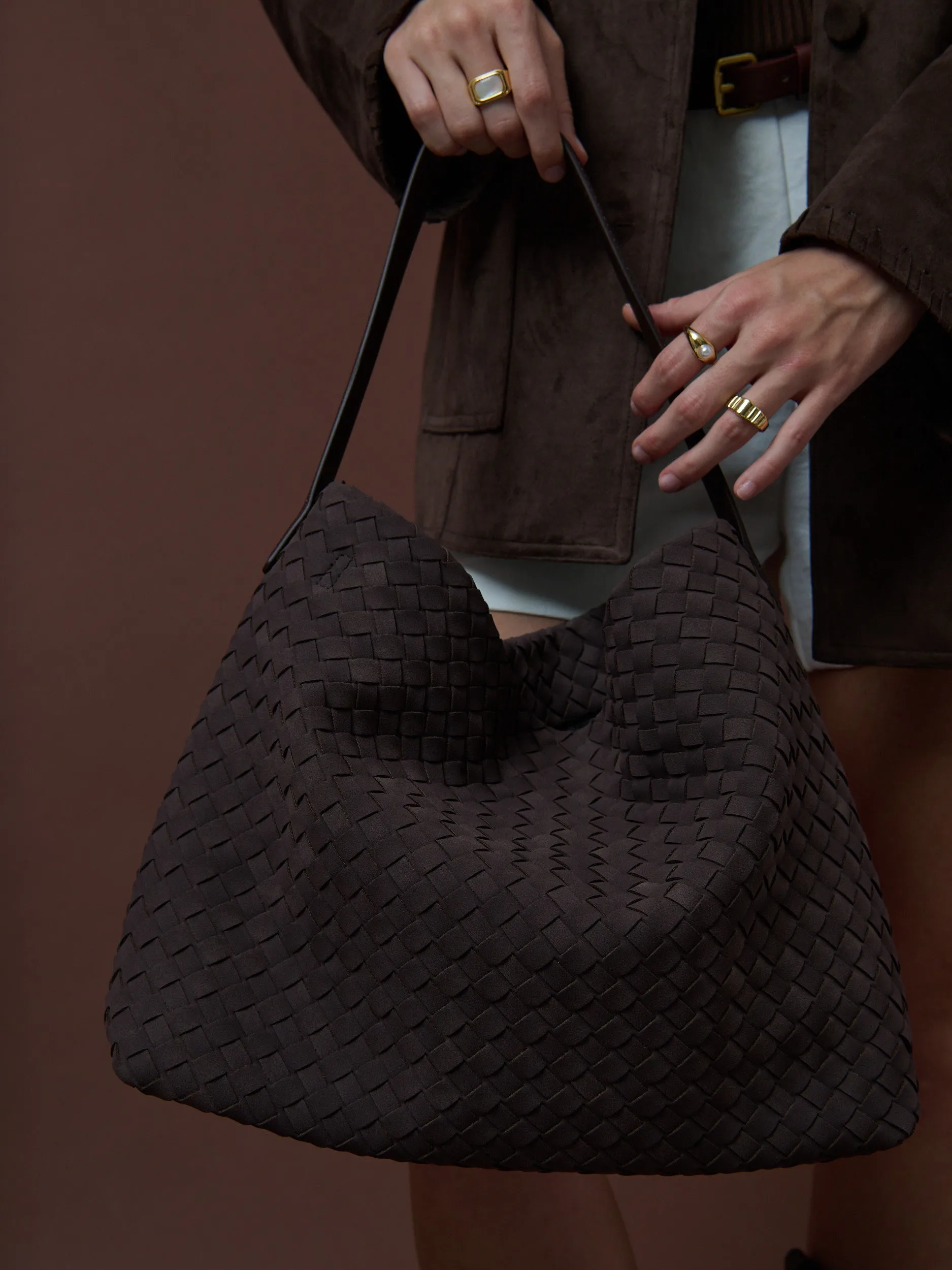 Calla Woven Handbag in Brown