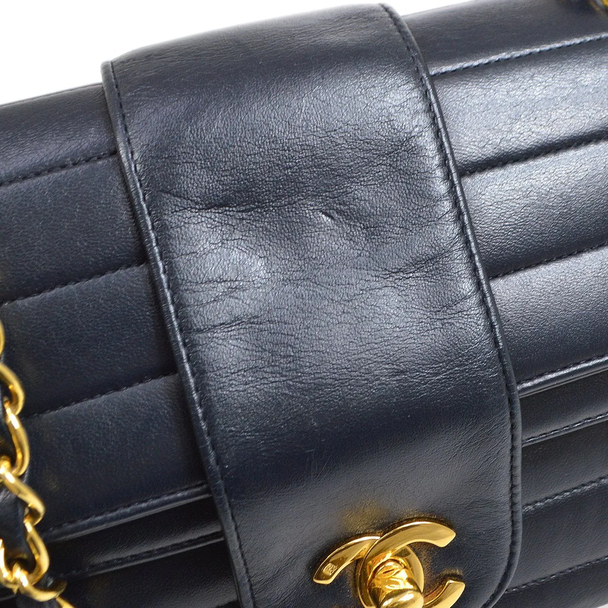 CHANEL 1991-1994 Vertical Flap Small Navy Lmabskin