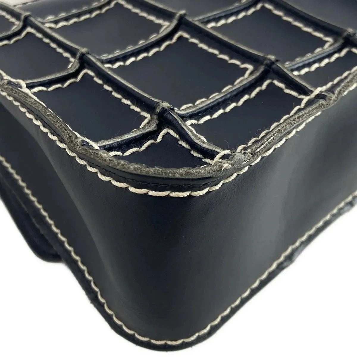 Chanel Chocolate bar Shoulder bag