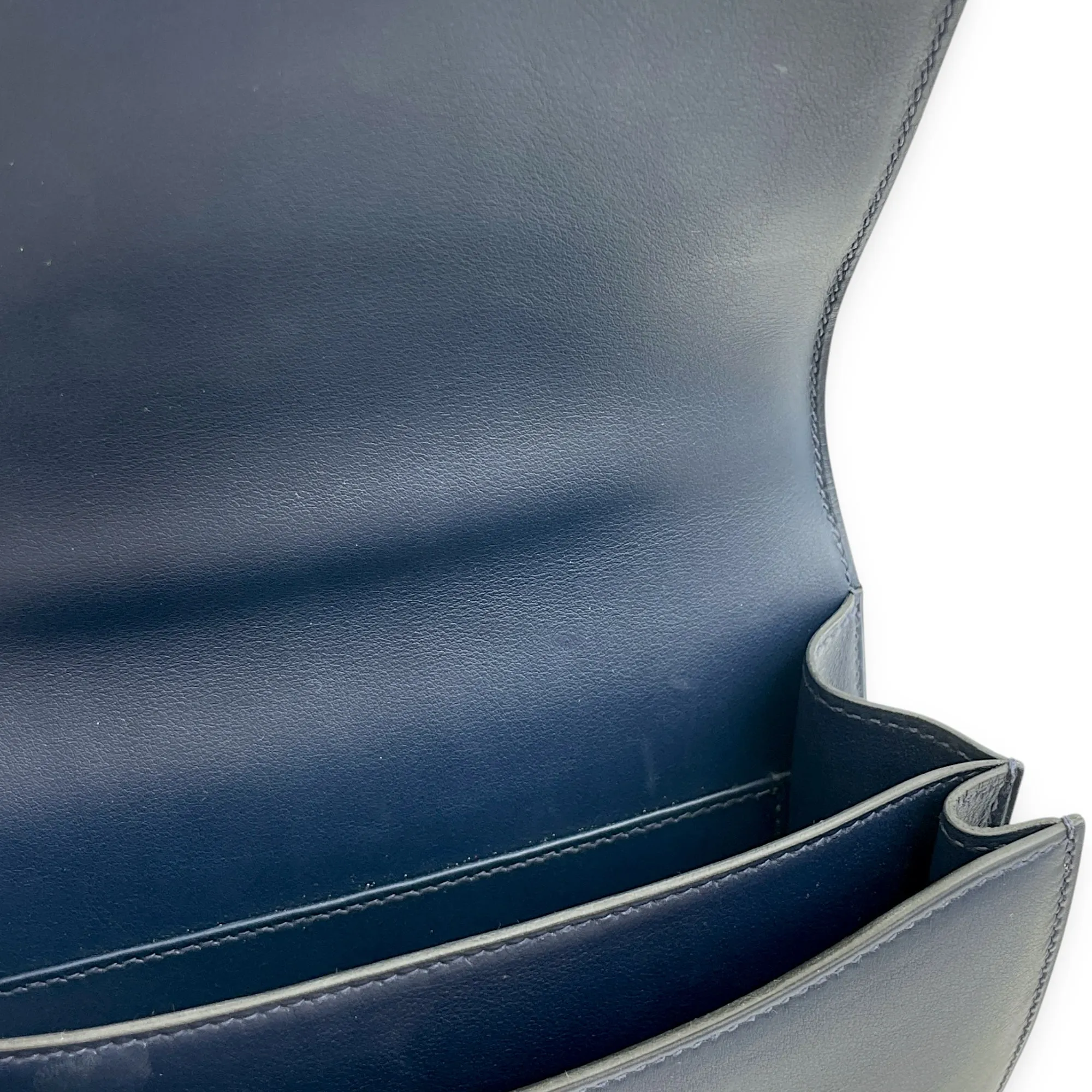 Constance 18 Bleu Navy in Swift, Gold hardware
