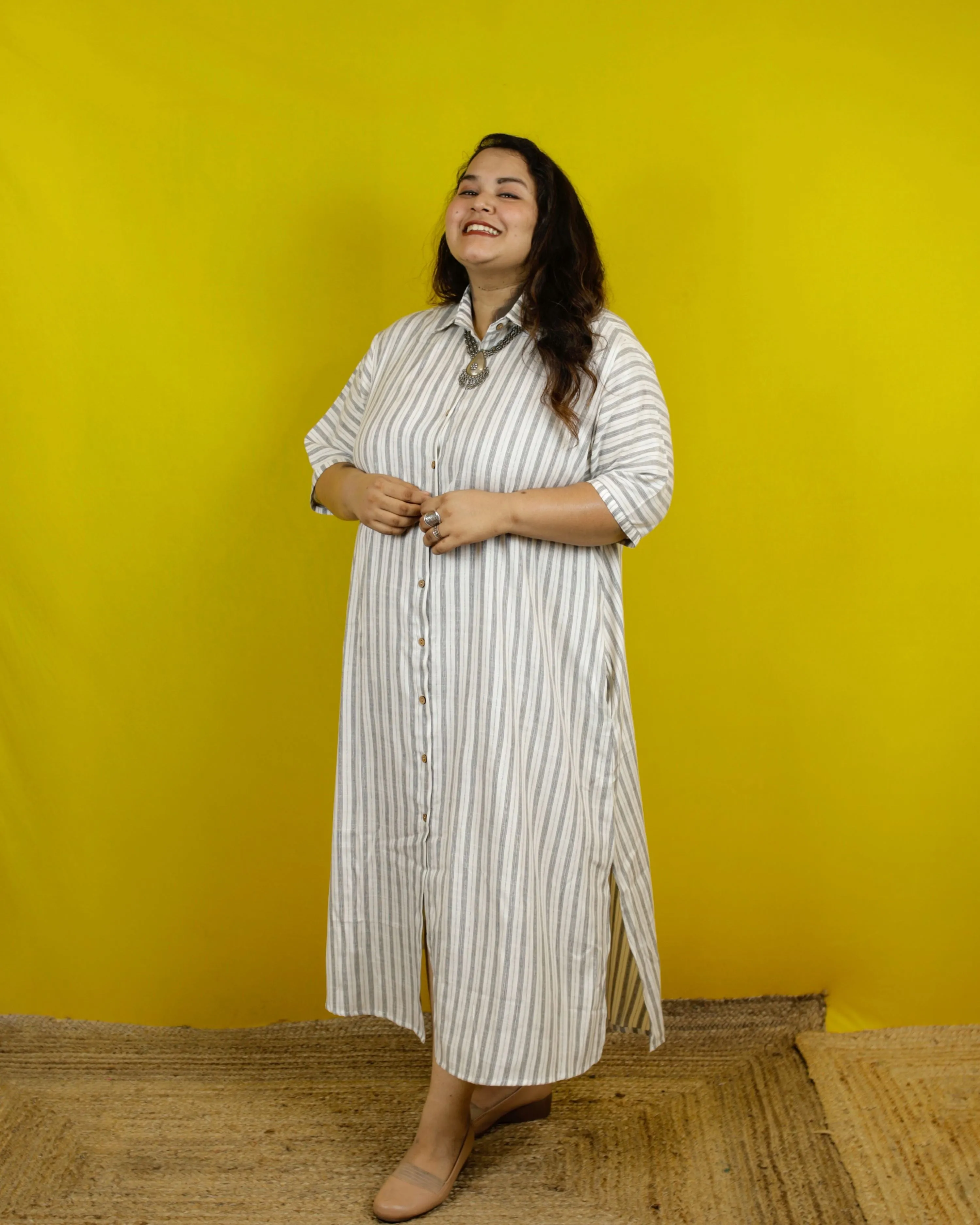 Daisy- White Collar Checked Dress
