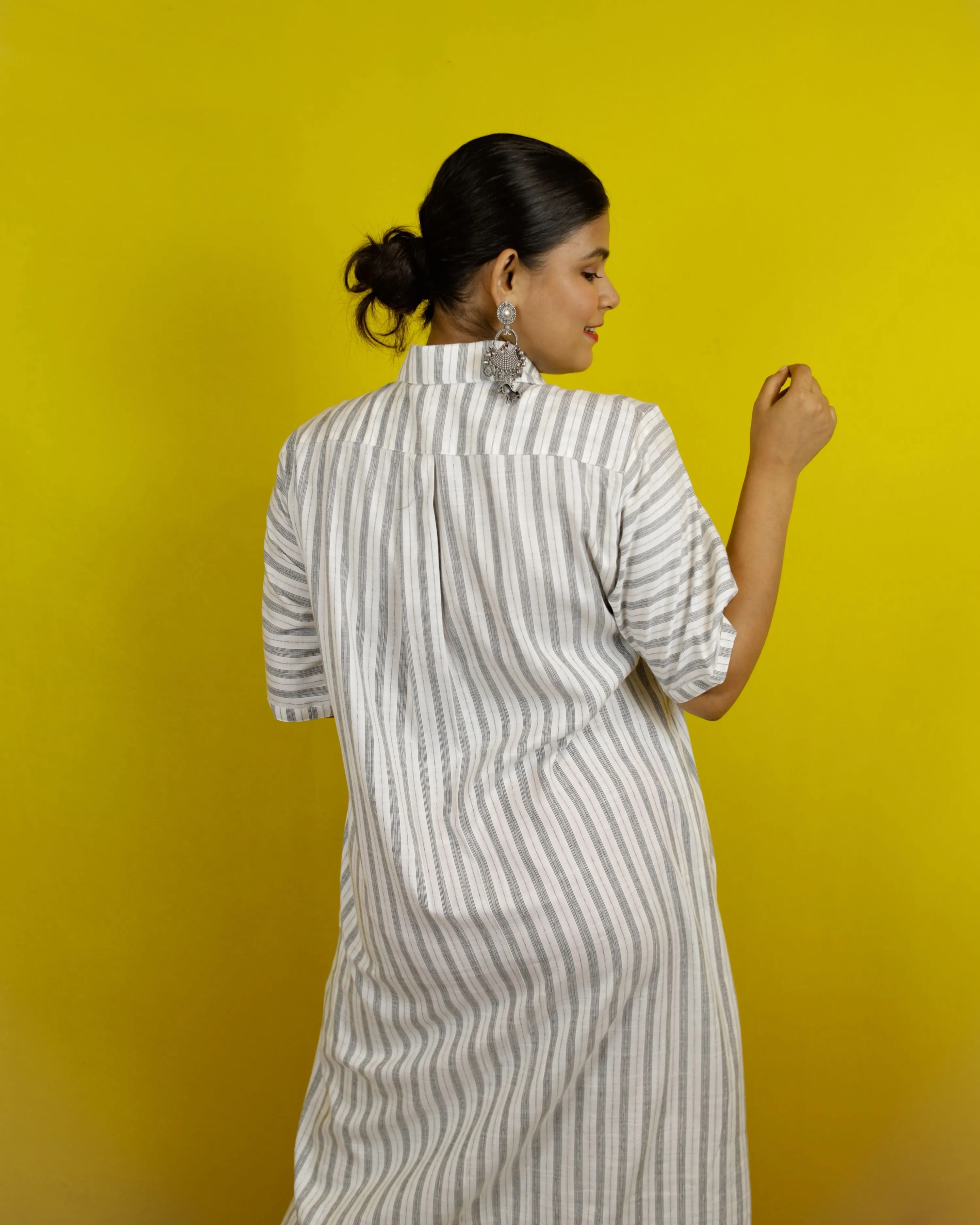 Daisy- White Collar Checked Dress
