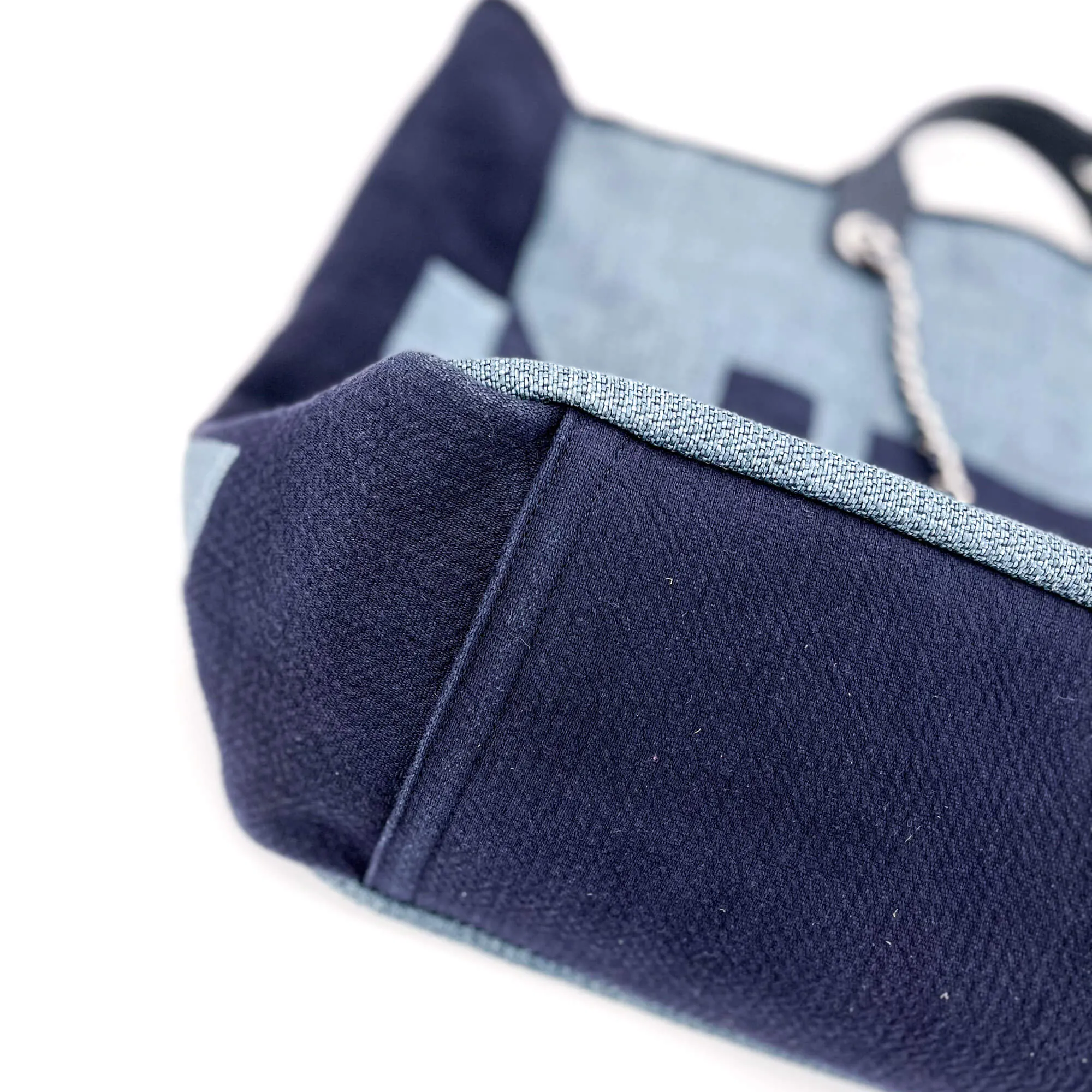Deauville Shopping Tote Two-Way Raffia Navy Blue