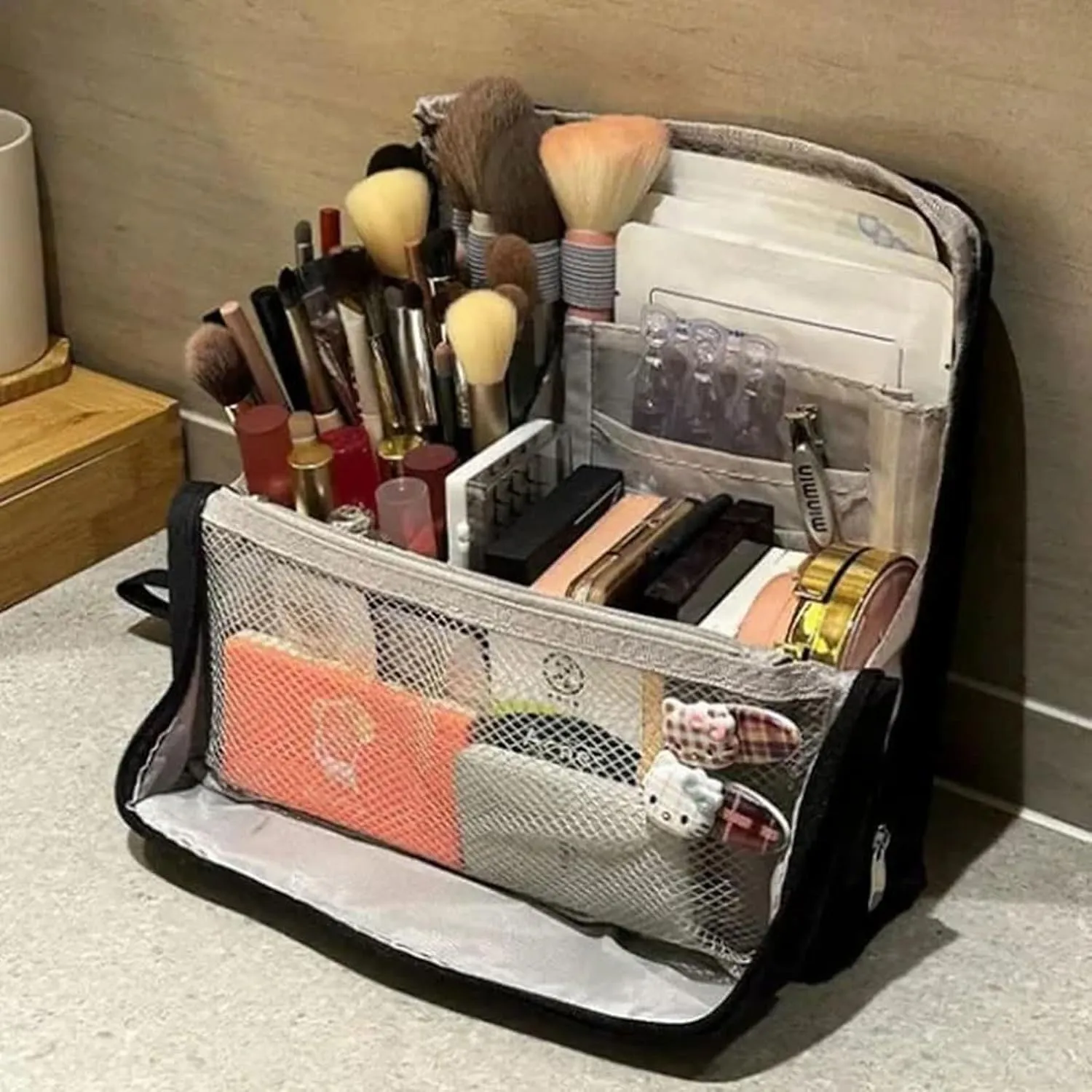 Doresty Makeup Bag,Standing Makeup Bag – Portable, Large Capacity,Waterproof,Multi-Purpose Large Capacity Oxford Cloth Standing Makeups Bags,for Daily,Travel (Red)