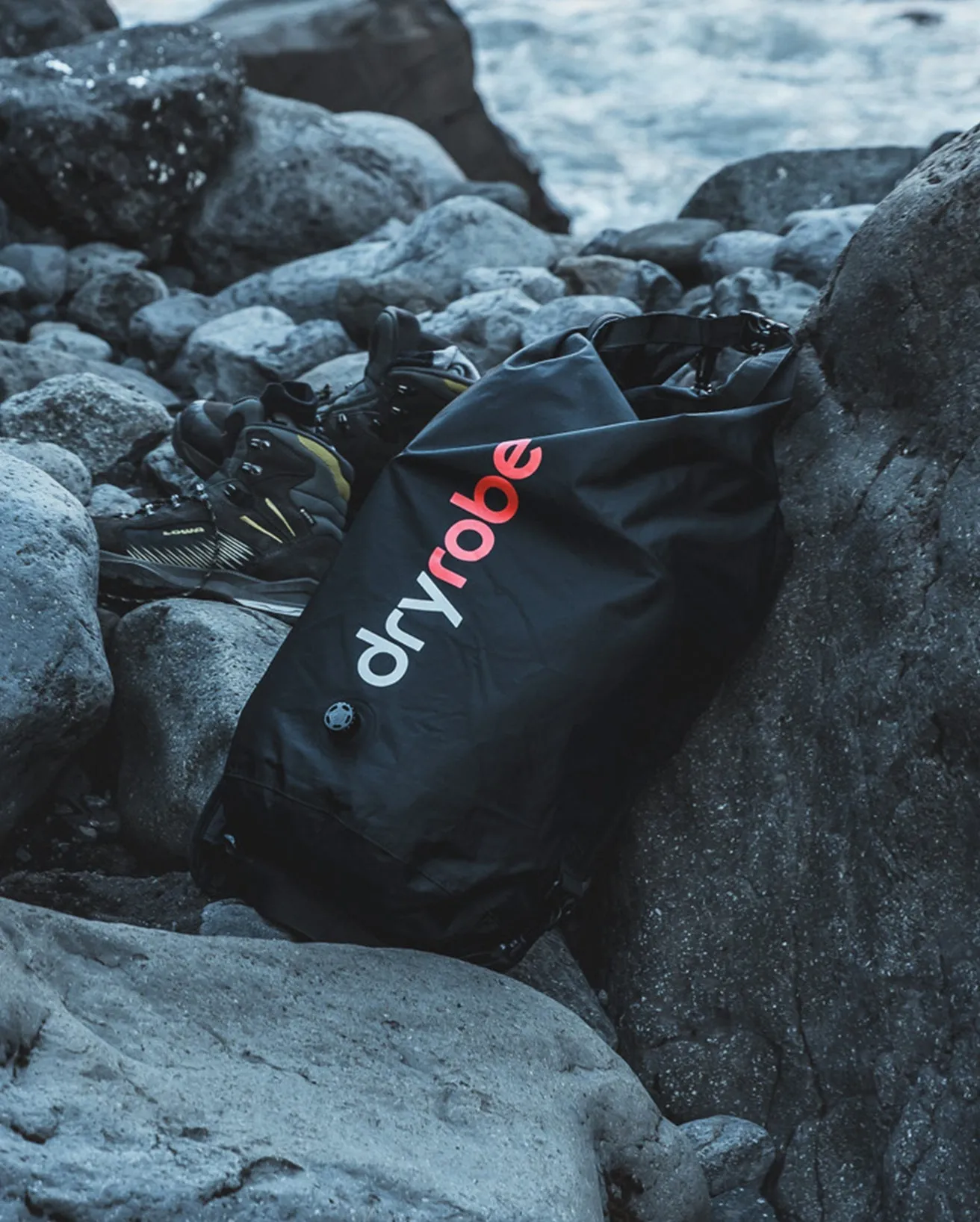 dryrobe Compression Travel Bag