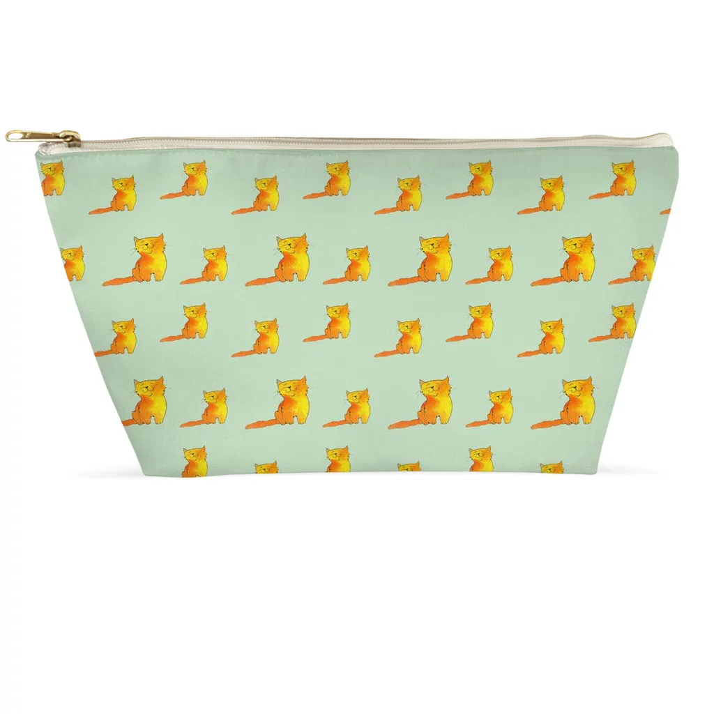 Happy Cat Pattern Accessory Pouch (Green)