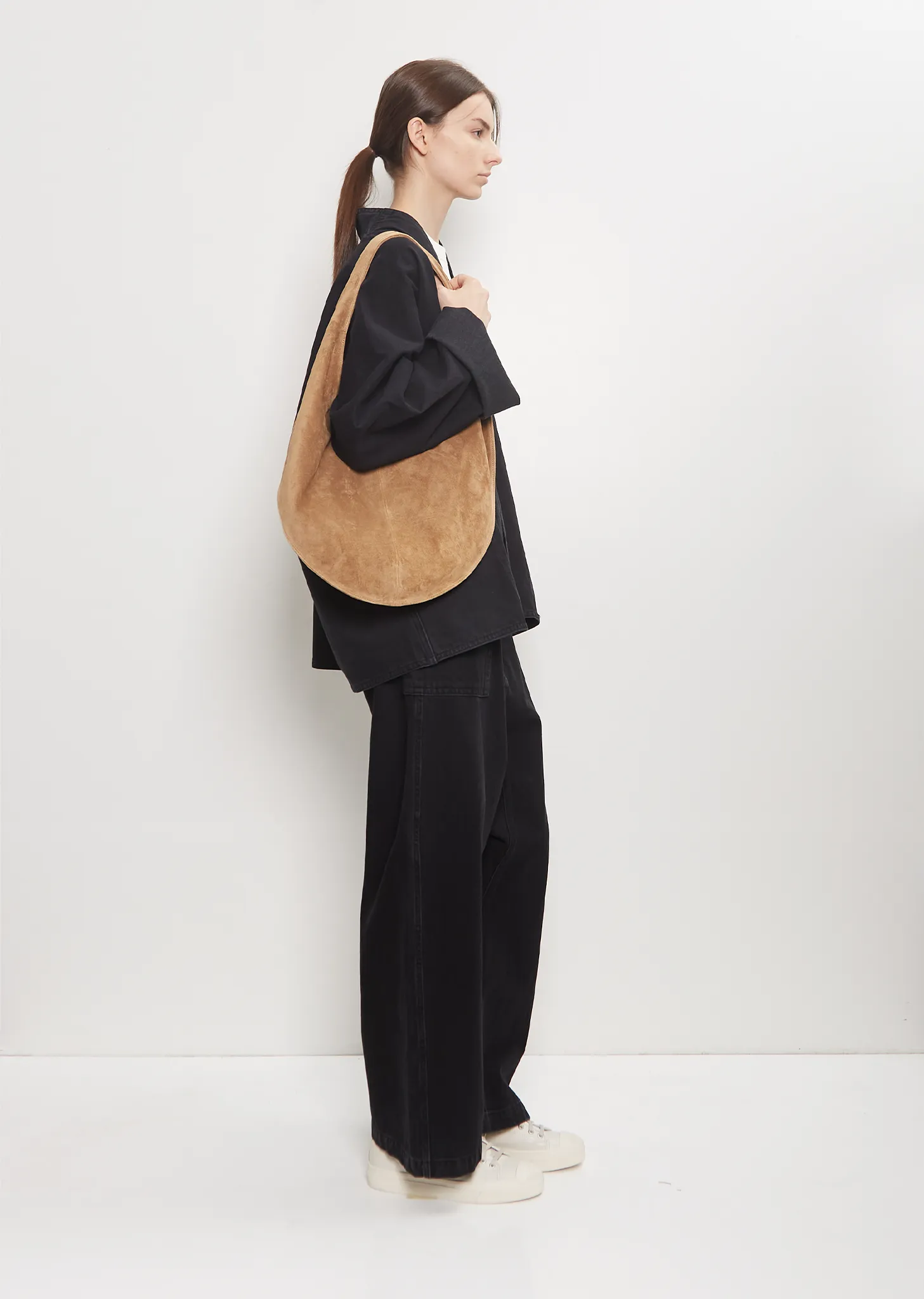 Market Suede Tote — Almond
