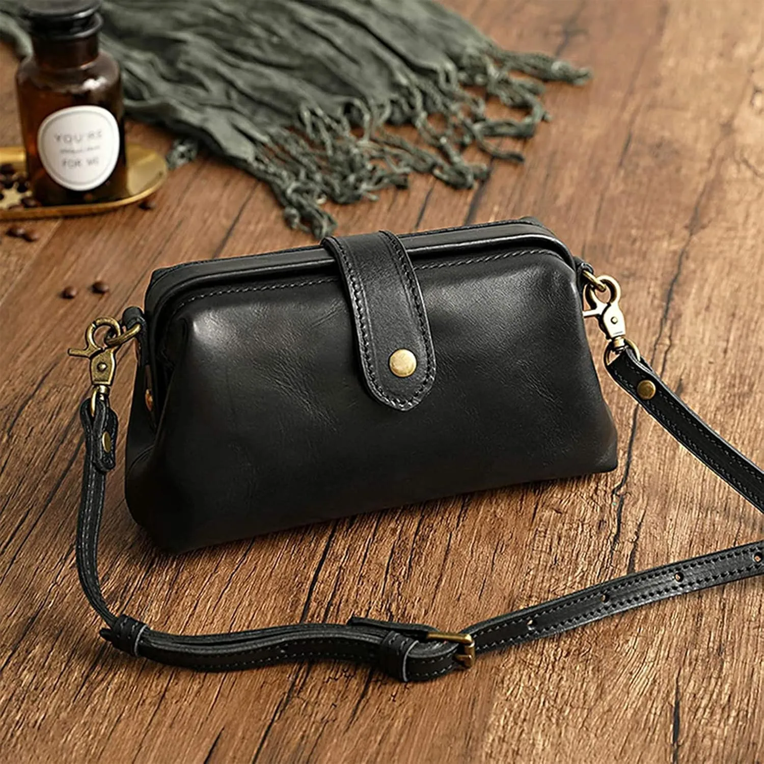 Premium Leather Retro Handmade Doctor Bag,Dr bag - retro handmade bag,Crossbody Unique Opening Small Vintage Phone Purse Handbags for Women (Black)