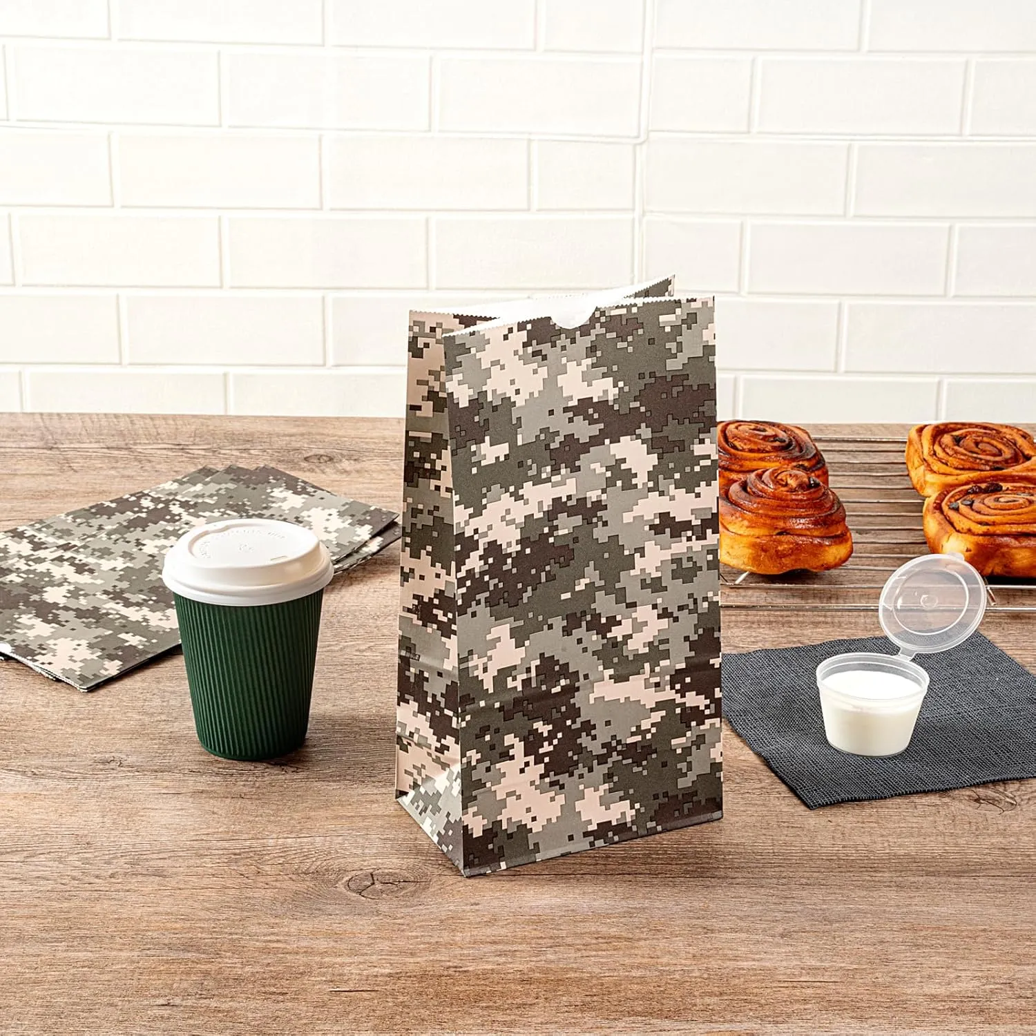 Restaurantware Bag Tek 6 LB Disposable Lunch Bags 100 Sturdy Take Out Bags - Flat Bottom Great For Restaurants Cafes And Bakeries Camouflage Paper Popcorn Bags Versatile For Grocery And More