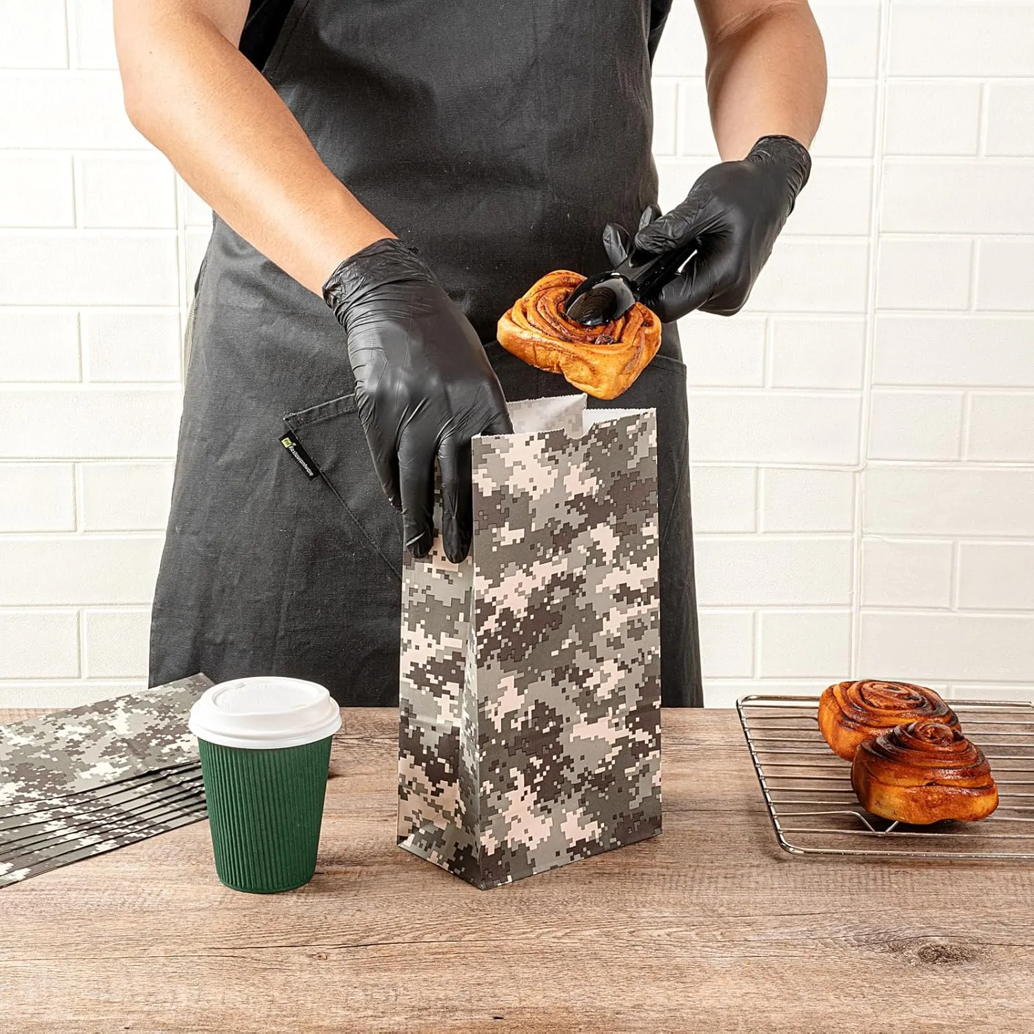 Restaurantware Bag Tek 6 LB Disposable Lunch Bags 100 Sturdy Take Out Bags - Flat Bottom Great For Restaurants Cafes And Bakeries Camouflage Paper Popcorn Bags Versatile For Grocery And More