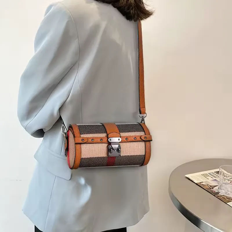 Retro Fashionable Totes Classical Shoulder Bags