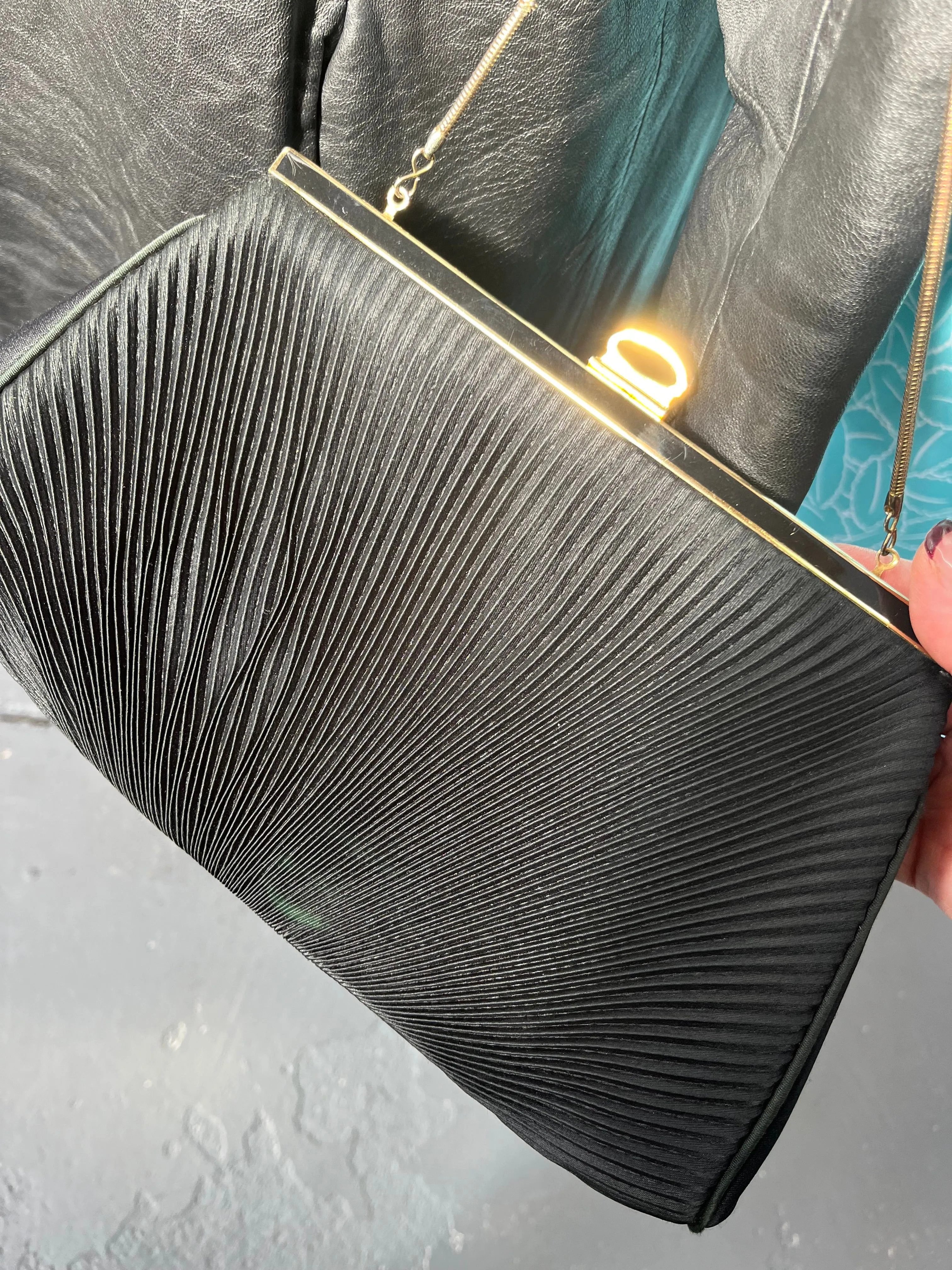RETRO SHOULDER BAG