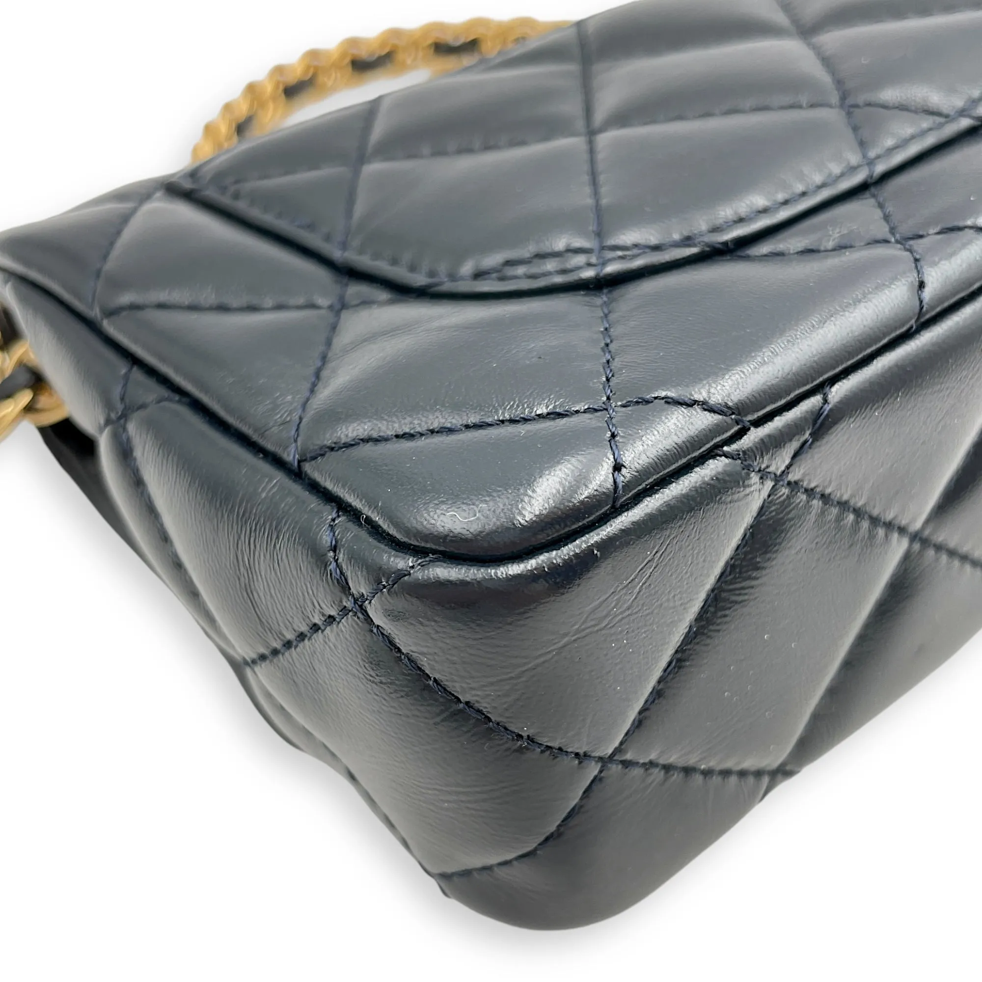 Seasonal Top Handle with double link Chain 20x13x5.5cm Navy Blue Top Handle Bag in Shiny lambskin, Gold hardware