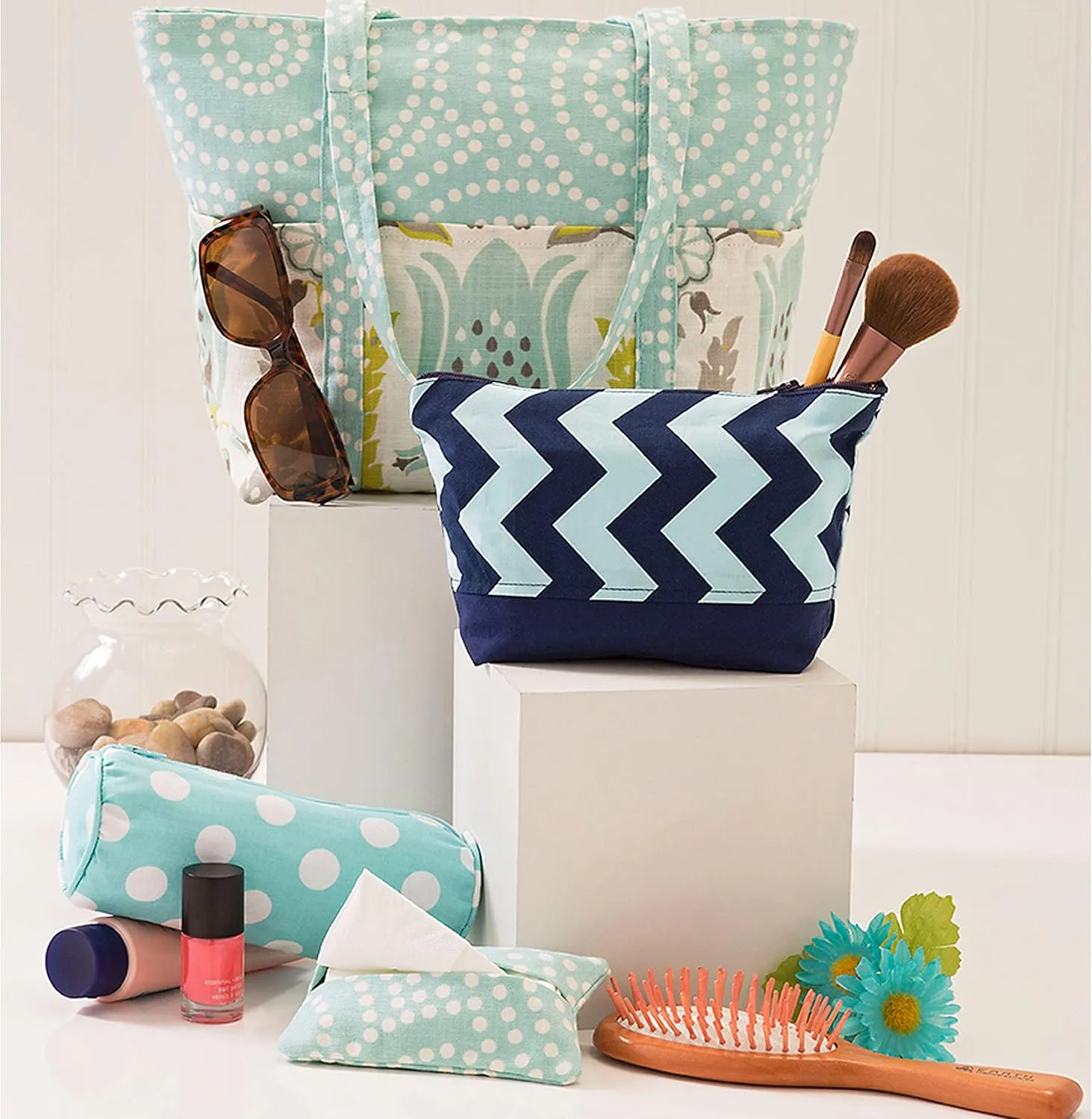 Simplicity Assorted Cosmetic Tote Bag Packet, Code 9310 Sewing Pattern, One Size, White