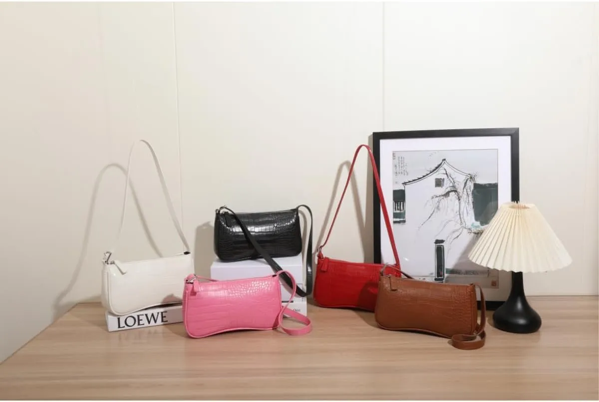 Small Purse for Women, Adjustable Shoulder Bags Crocodile Pattern Clutch Purse with Zipper Closure Retro