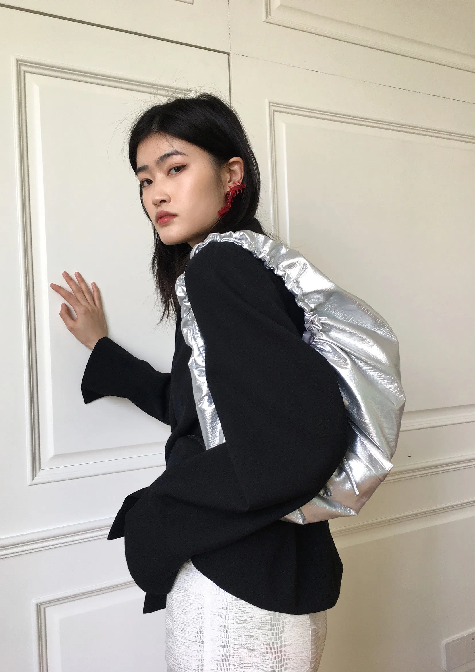 Vegan leather circular shoulder bag - silver