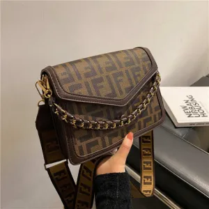 Vintage Elegance: Women's Retro Shoulder Bag
