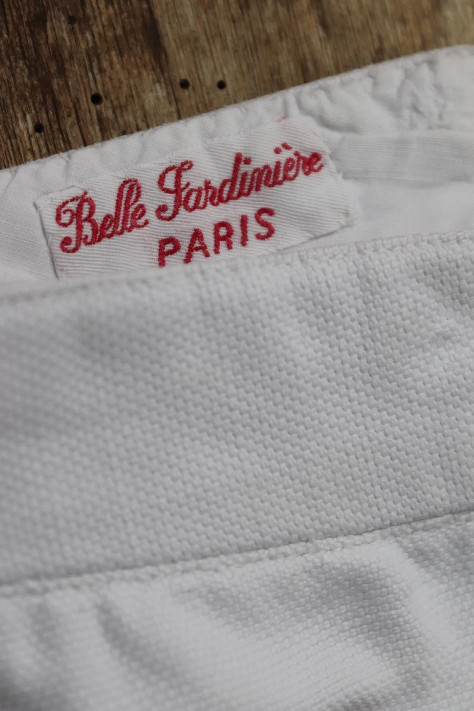 Vintage French shorts - antique Belle Jardiniere - 1910s 20s white cotton workwear - 28” x 11”