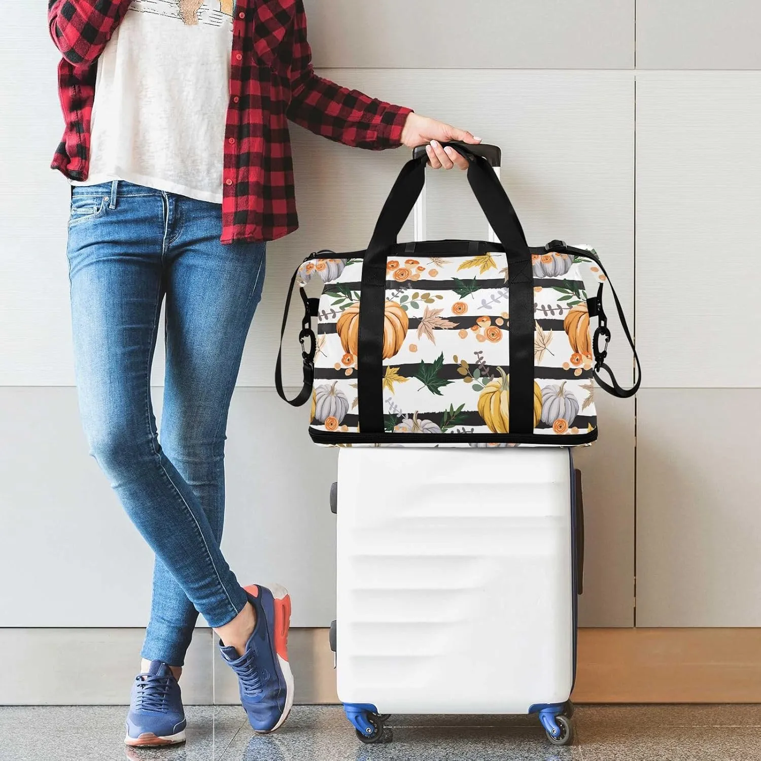 Weekender Overnight Bags for Women Fall Orange Pumpkins Travel Duffel Bag with Shoe Compartments Flowers Leaves Striped Gym Duffel Bag with Toiletry Bag for Travel Sport Yoga 17 Inch