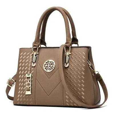 Women Leather Messenger Handbag - Stylish and Functional - Black