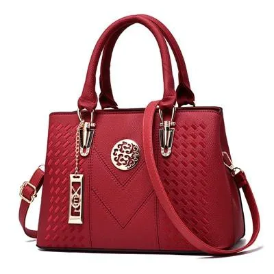 Women Leather Messenger Handbag - Stylish and Functional - Black
