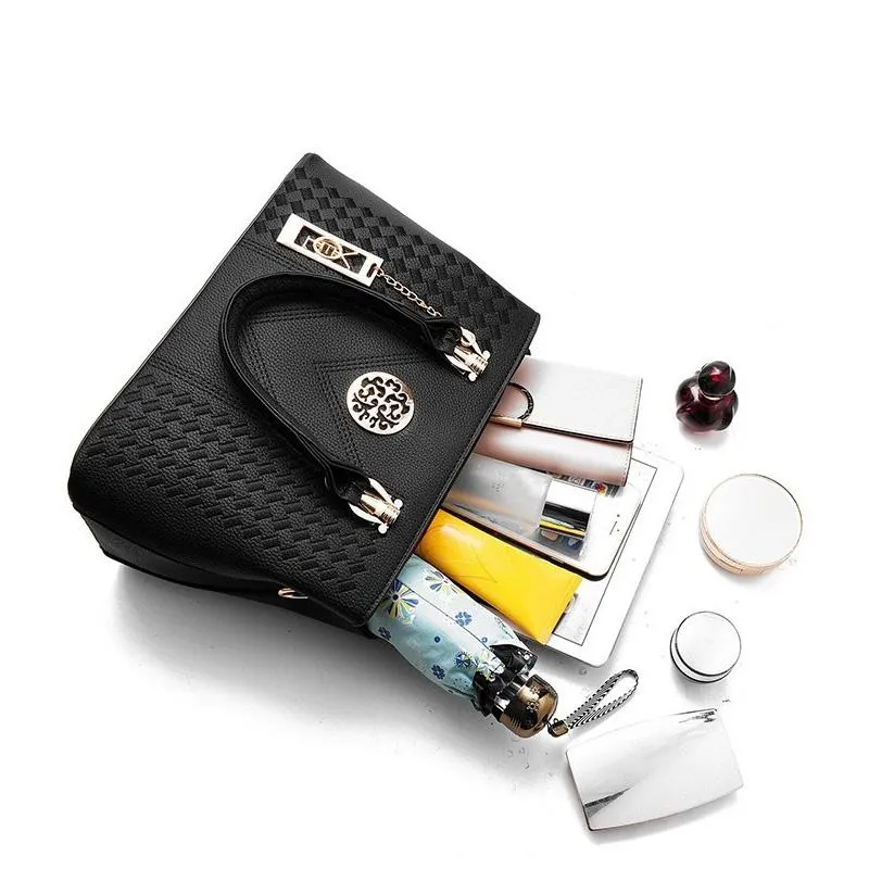 Women Leather Messenger Handbag - Stylish and Functional - Black