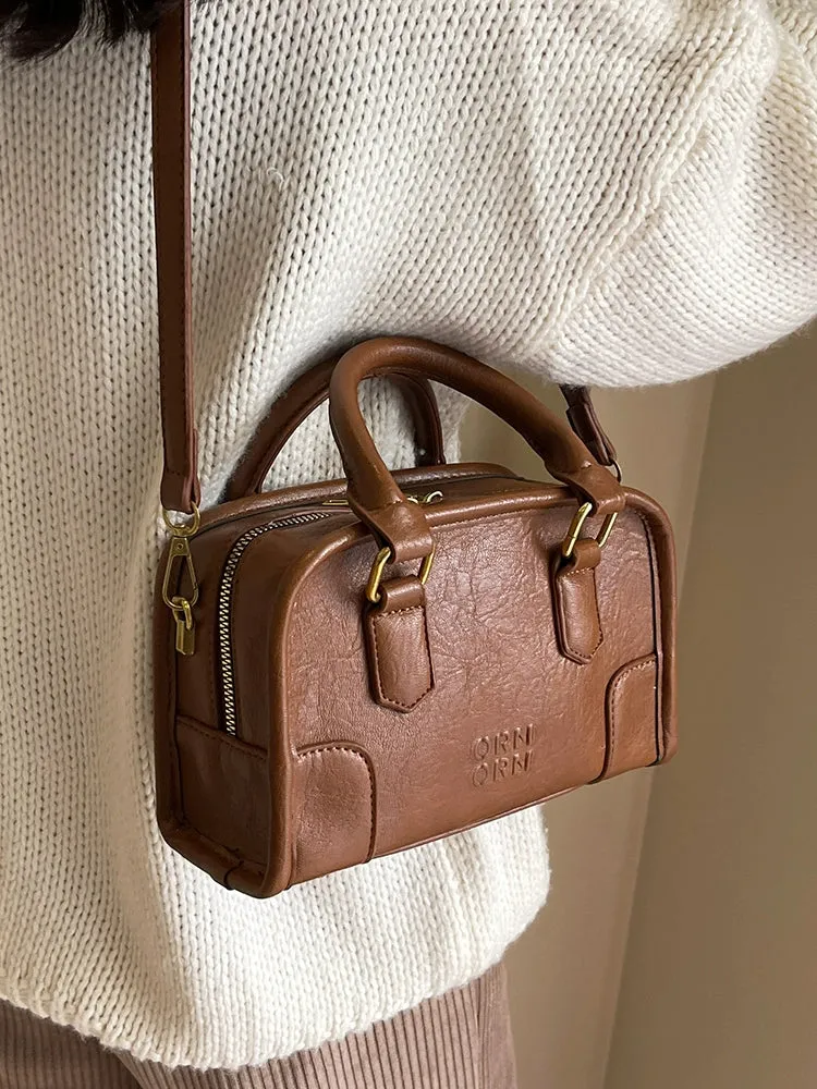 Women's Retro Leather Small Bag (In Stock)