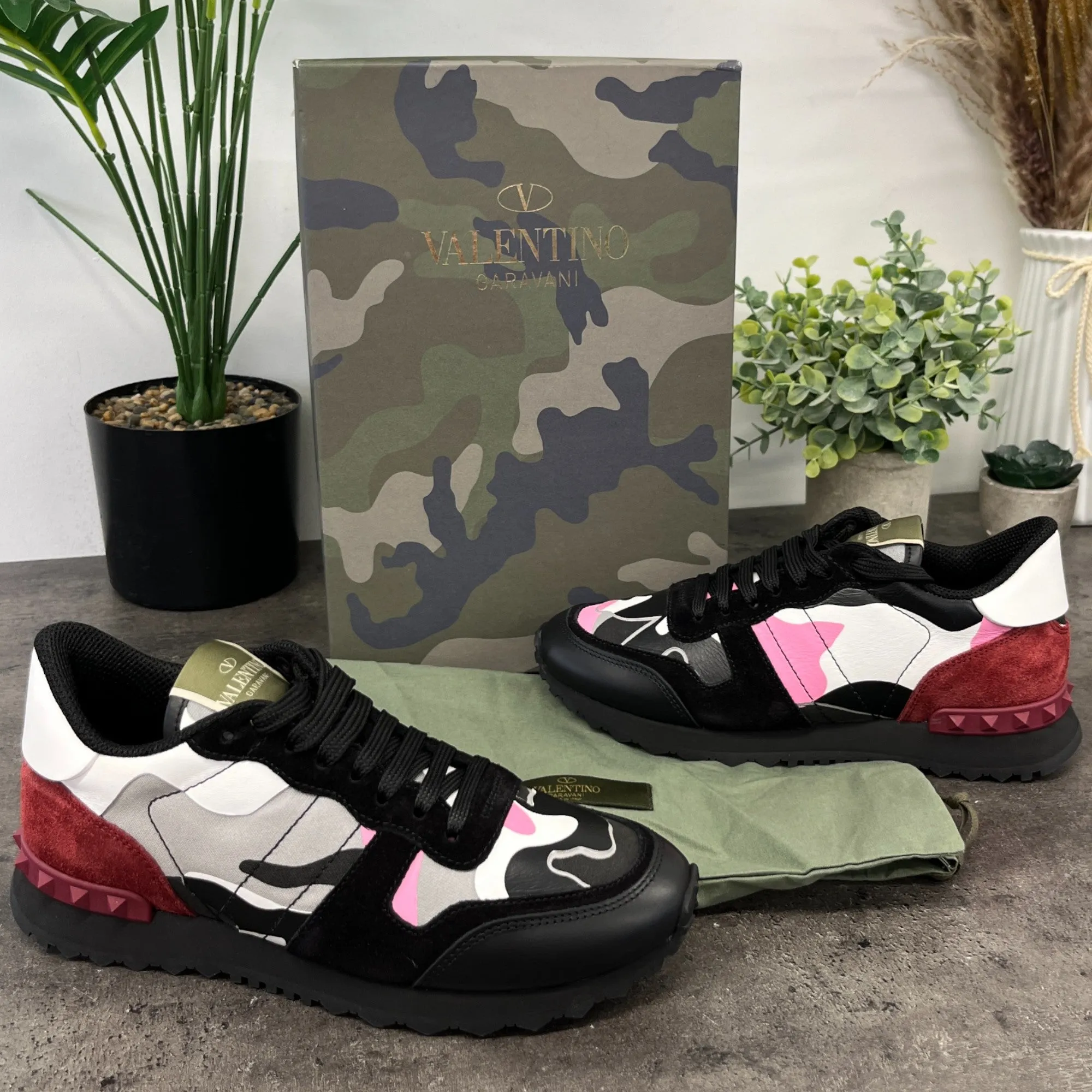 Women's Rockrunner Camouflage Low Trainers Black Size EU 35.5 / UK 2.5